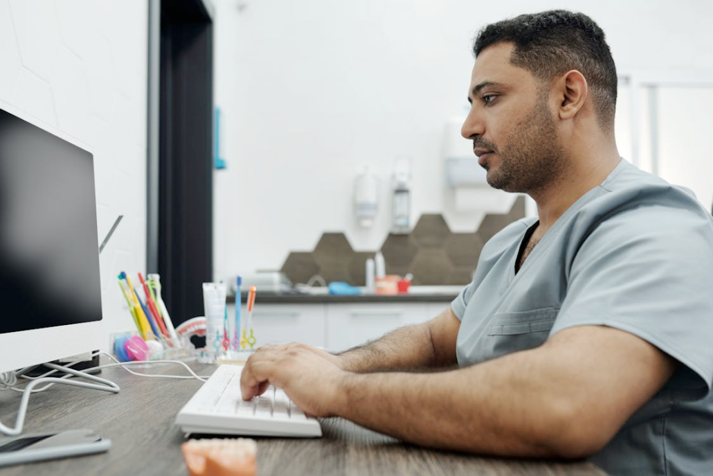 AI Dental Clinic: From Virtual Receptionists to Smarter Care 2 AI Dental Clinic