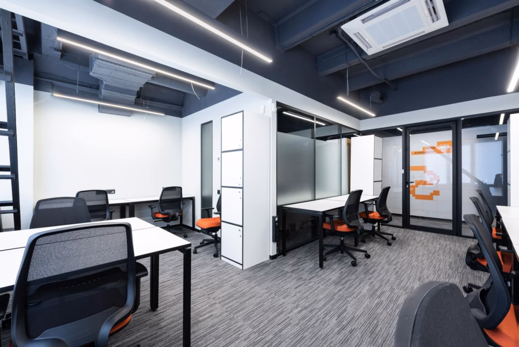 7 Office Layout Changes That Accelerate Execution 1 pexels artbovich 6794925