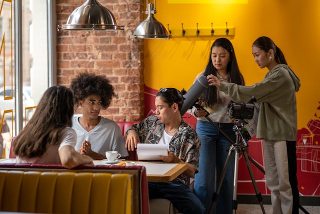 Workflow-Friendly AI Video Platforms for Efficient Teams 1 pexels ron lach 9810369