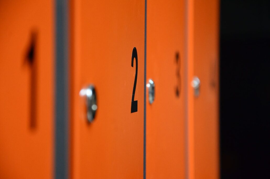 Why Standardizing Employee Storage Is Part of a Good Operations Playbook 2 20260731111253 pexels photo 721480.jpeg c8a20